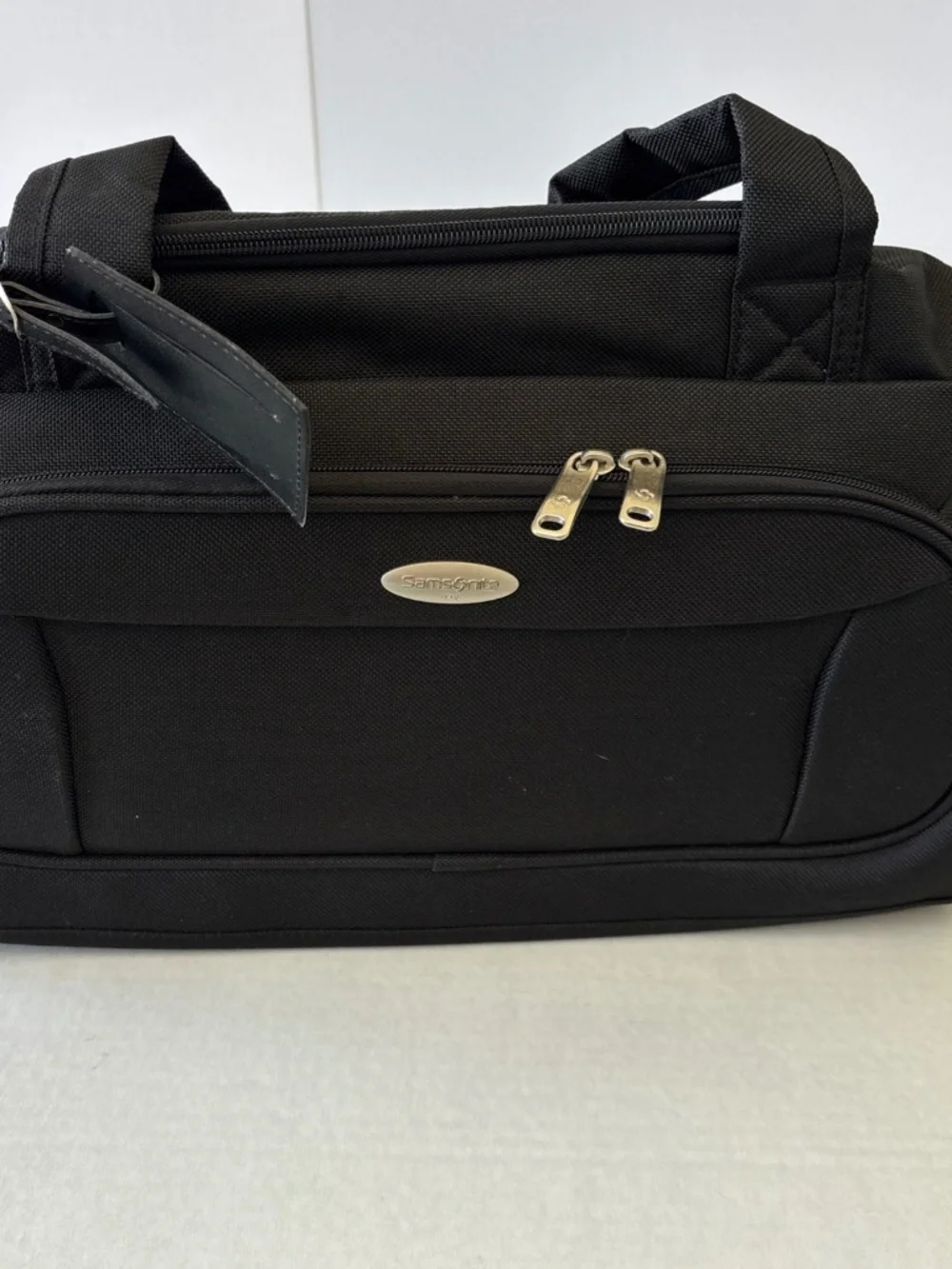 Samsonite 1910 Black Duffel Bag Carry On Travel Gym Lightweight w/o strap